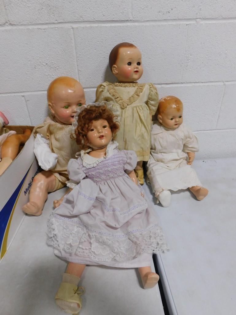 4 Vintage Composition Dolls (1 of 12)