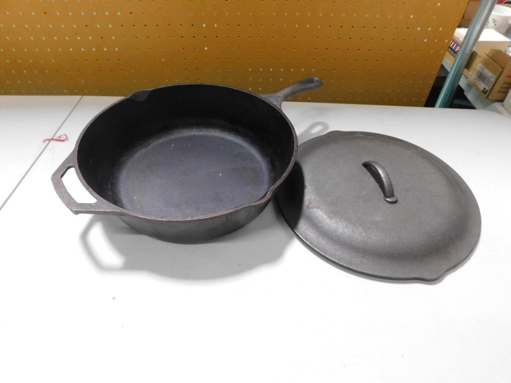 Lodge #10 Cast Iron Frying Pan or Skillet with Lid (1 of 5)