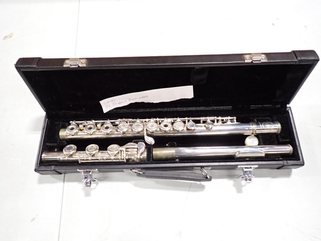 Laval Flute by French Engineer with Hard Case: Laval Flute by French Engineer with Hard Case Condition: untested