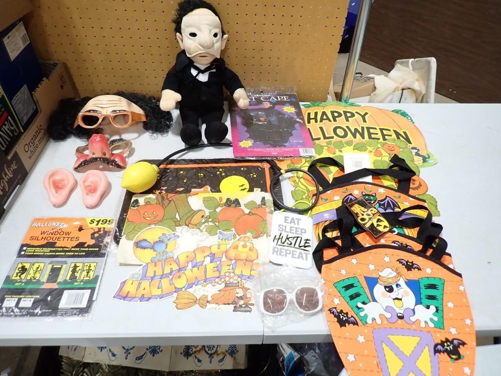 Halloween Lot incl Phantom of the Opera Plush, Cat Cape, Mask, Decorations, etc: Halloween Lot incl Phantom of the Opera Plush, Cat Cape, Mask, Decorations, etc