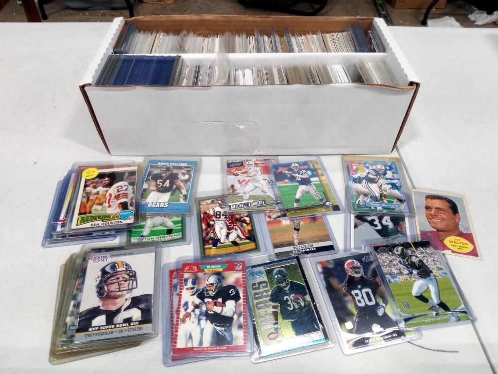 Lot of assorted football cards, etc. including many in sleeves (1 of 3)