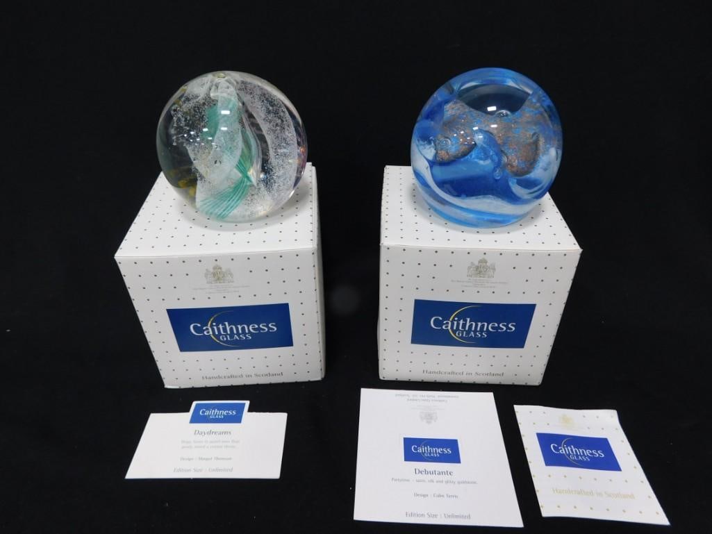 2 Vtg Caithness Debutante Azure & Daydreams Signed Glass Paperweights w/ Boxes Lot (1 of 13)