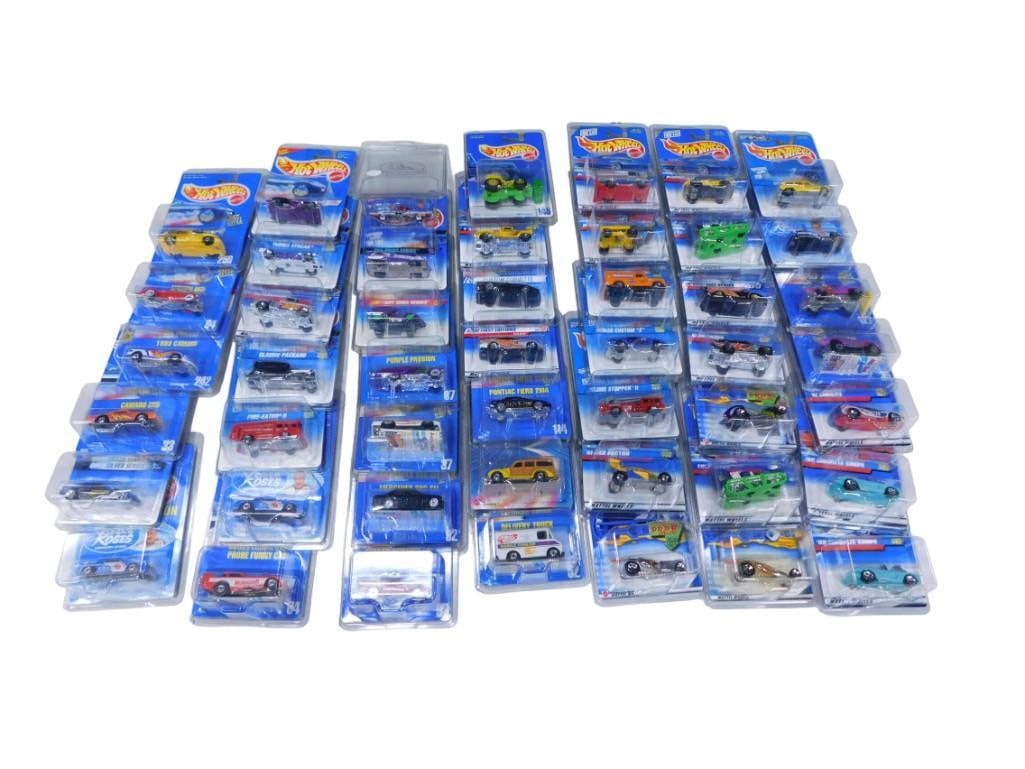 Large Lot of assorted New in package Hot Wheels Cars: Large Lot of assorted New in package Hot Wheels Cars