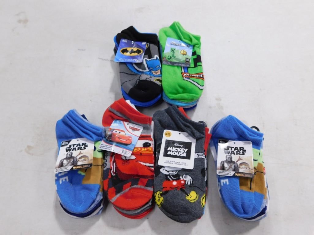 35 pr New with Tags Kids Socks incl Star Wars, Mickey Mouse, Batman, Cars, Etc (1 of 3)