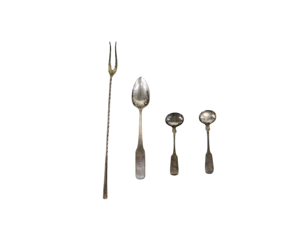 4 Sterling Silver Utensils incl 3 Spoons and 1 Pick Fork (1 of 6)