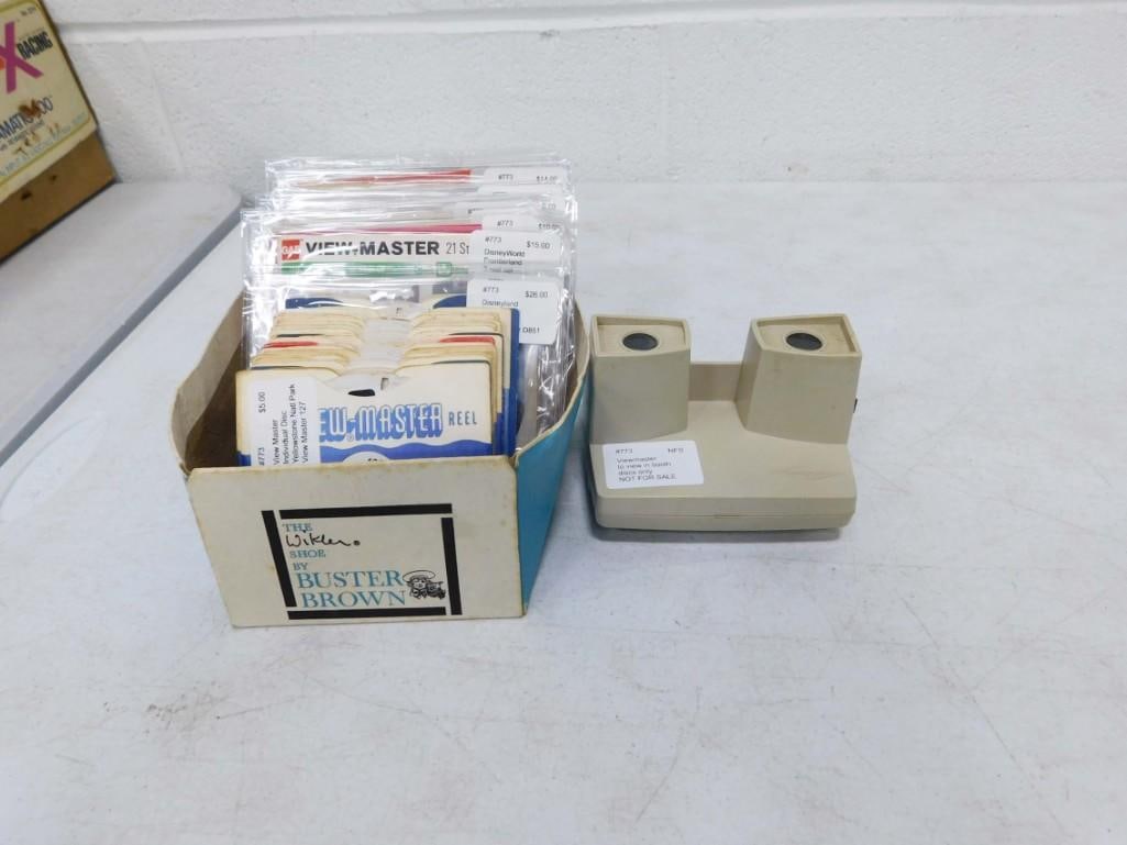Vintage View Master With Many Reels Auction