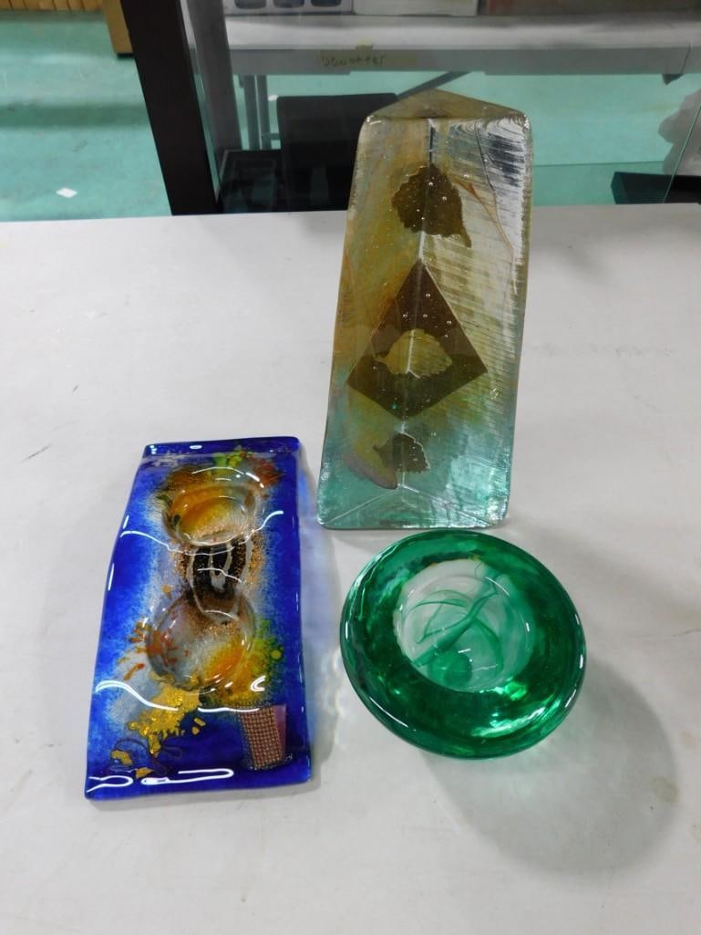 Art Glass Obelisk in Tans and Blues, Kosta Boda Votive Holder, Art Glass Double: Art Glass Obelisk in Tans and Blues, Kosta Boda Votive Holder, Art Glass Double Votive Holder
