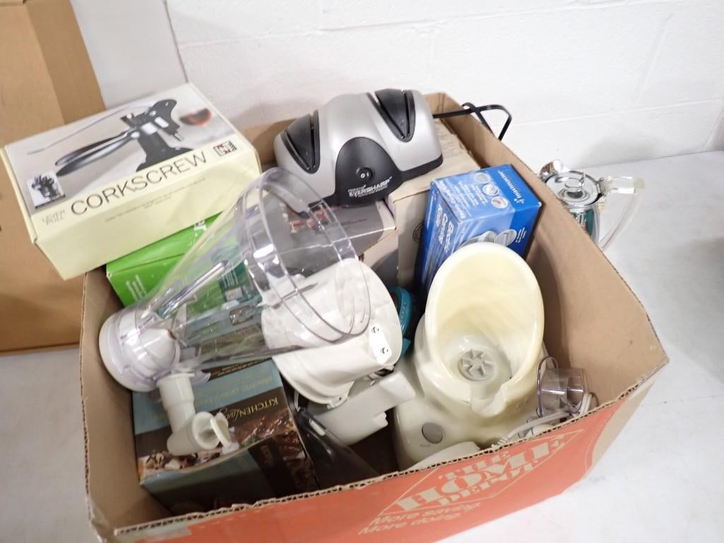 Kitchen Lot incl Thermos Coffee Pot, Corkscrew, Blender, Etc (1 of 9)