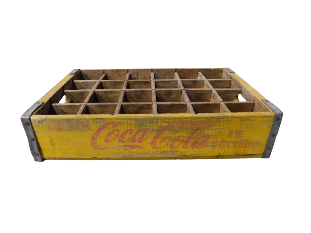 Vintage Coca Cola Wood Crate with Dividers (1 of 5)