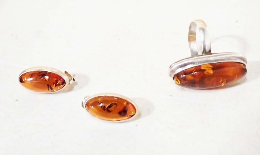 Amber Jewelry incl Oval Amber Cabachon and Sterling Silver Ring and Pair of Sterling Silver and Ambe (1 of 3)
