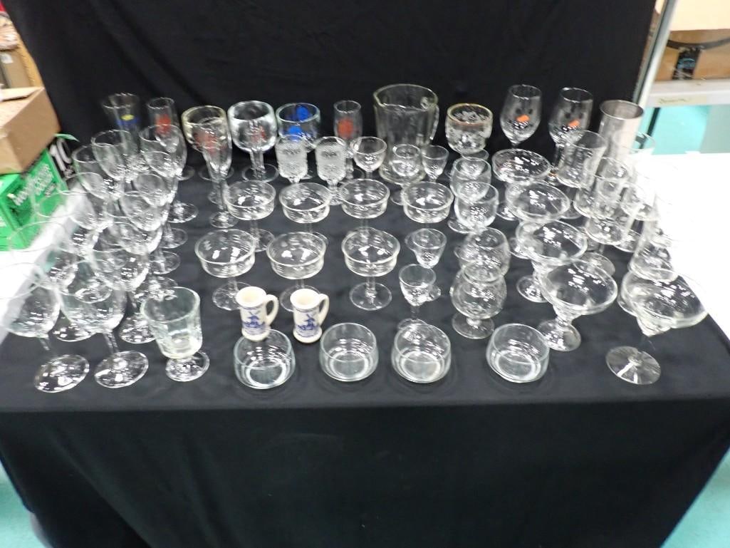 Huge Lot of Glassware, Stemware, Wine Glasses, Etc: Huge Lot of Glassware, Stemware, Wine Glasses, Etc