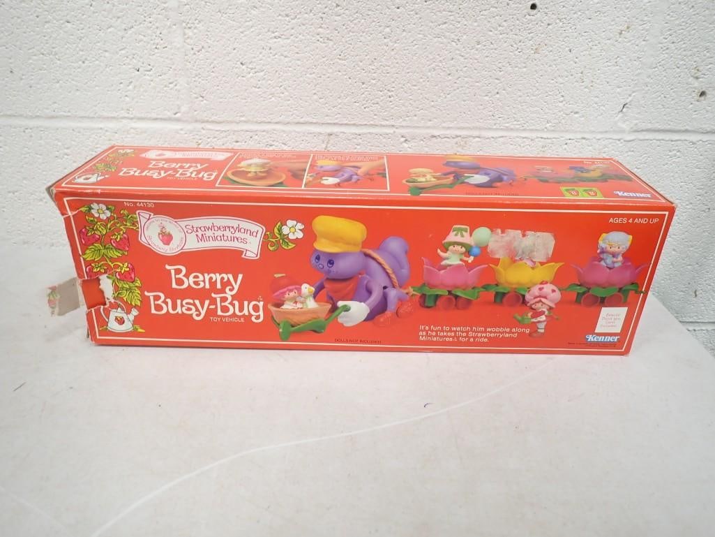 Strawberry Shortcake Strawberry Land Miniatures Berry Busy Bug by Kenner in Original Box: Strawberry Shortcake Strawberry Land Miniatures Berry Busy Bug by Kenner in Original Box . Box has some damage, but toy appears to have never been played with . Please see pictures