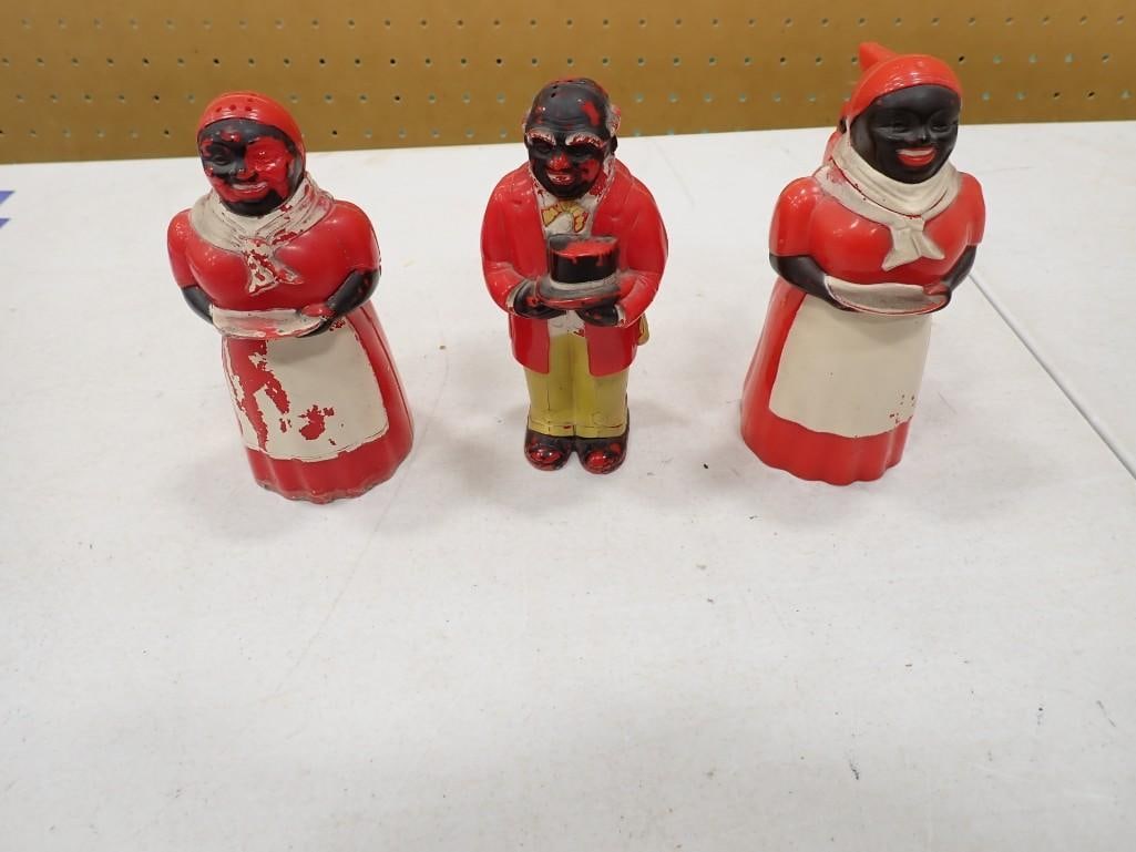 3 Vintage Black Americana Items incl Salt and Pepper Shakers and Creamer (1 of 3)