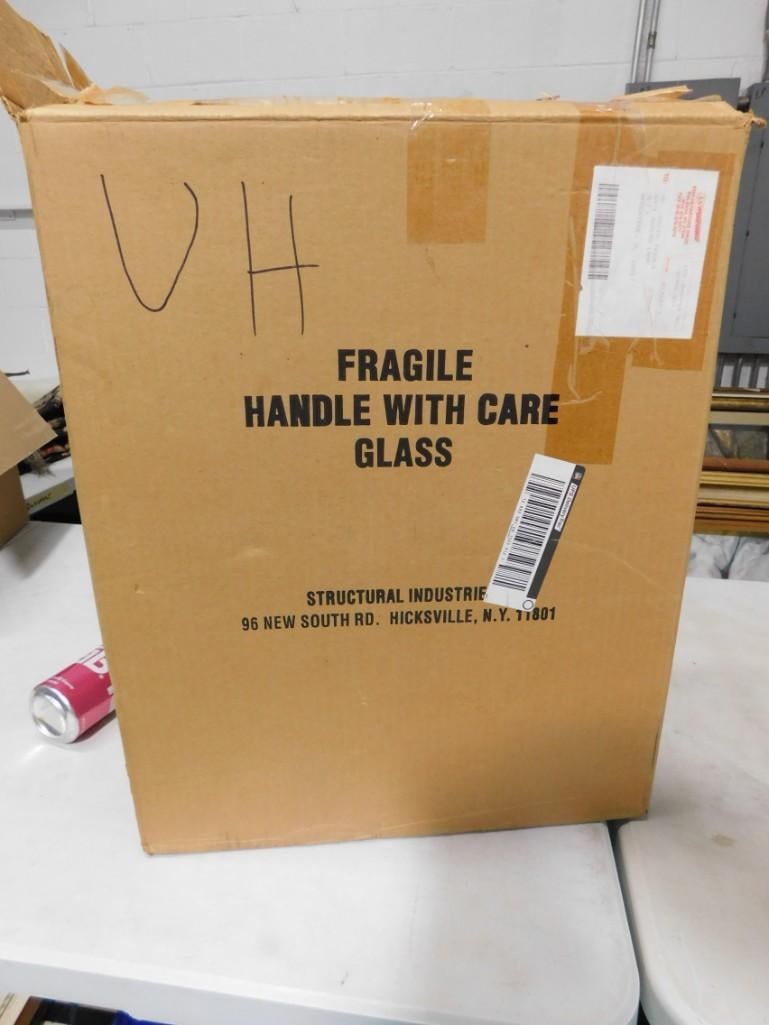 Case of 6 - 16" x 20" Frames: Case of 6 - 16" x 20" Frames, Box is open but frames are sealed