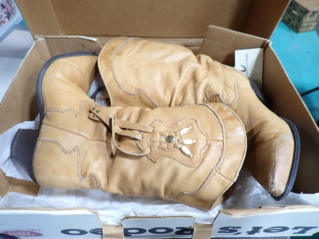 Women's Cowboy Boots Actually Cowgirl Cala's Chicago Leather: Women's Cowboy Boots Actually Cowgirl Cala's Chicago Leather . There is no size inside that we could find