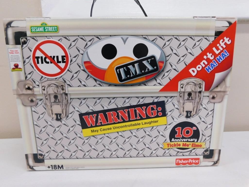 TMX Tickle Me Elmo 10th Anniversary Doll New in Package (1 of 4)