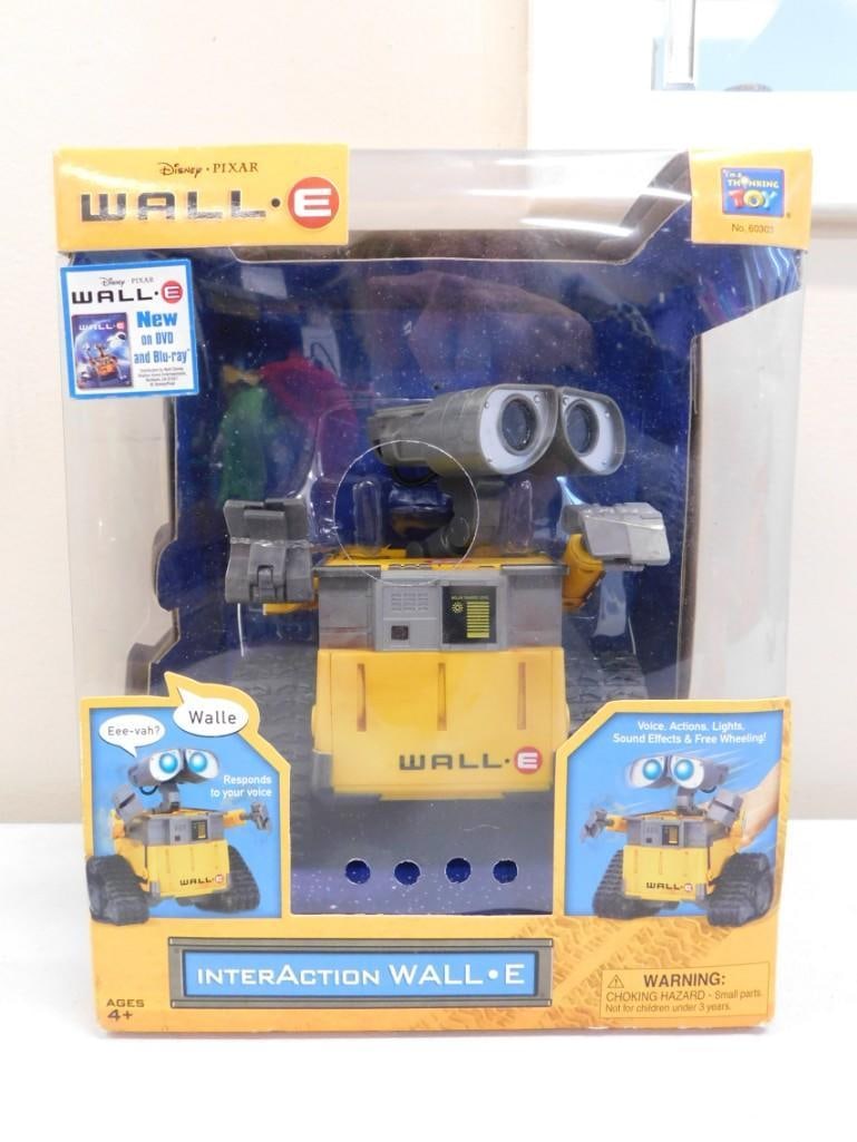 Disney Pixar Wall-E Interaction Robot Interactive Toy New in Box Works (1 of 6)