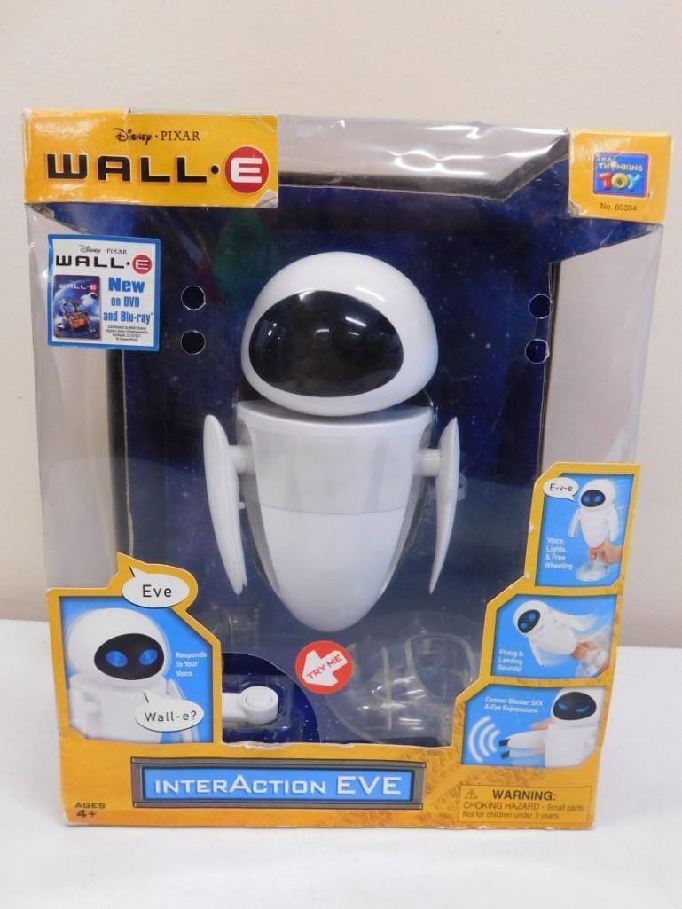 Disney Pixar Wall-E Interaction Robot Interactive Toy New in Box (1 of 5)