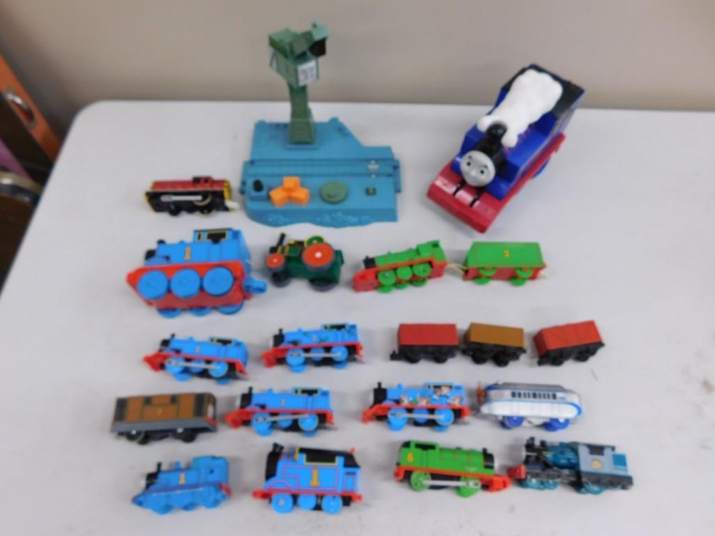 Thomas the Train & Friends, Accessories Lot (1 of 5)