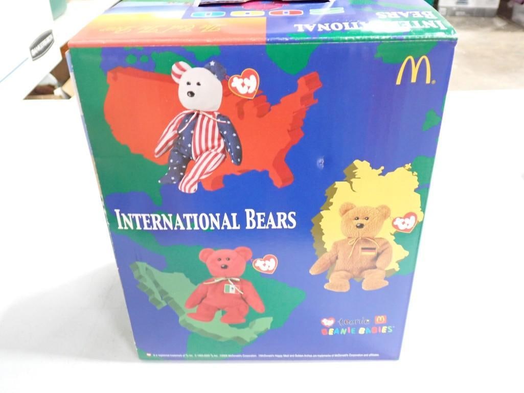 McDonald's Teenie Beanie Babies - International Bears Collection with original Box from 2000: McDonald's Teenie Beanie Babies - International Bears Collection with original Box from 2000