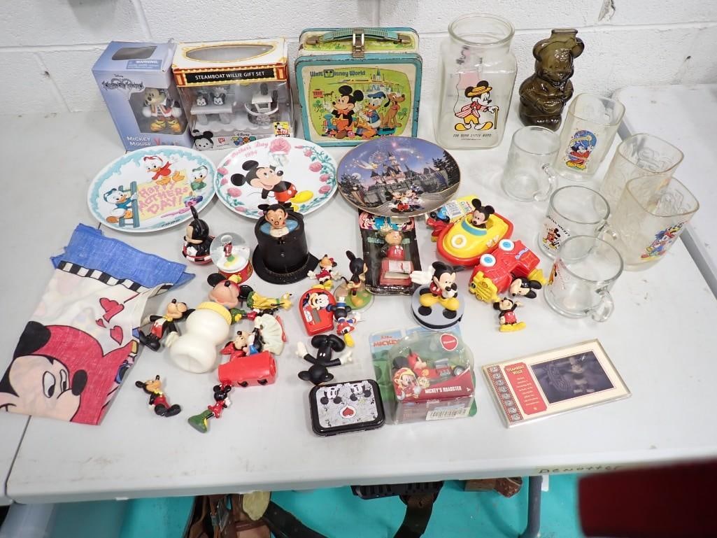 Disney Lot incl Walt Disney World Metal Lunchbox, Steamboat Willie Gift Set, Mickey Mouse Figures an (1 of 4)