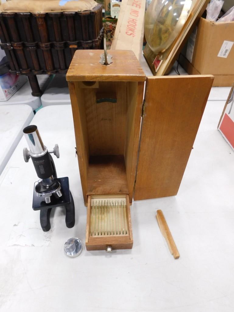 Vintage Esearch Microscope with wooden case and some slides (1 of 5)