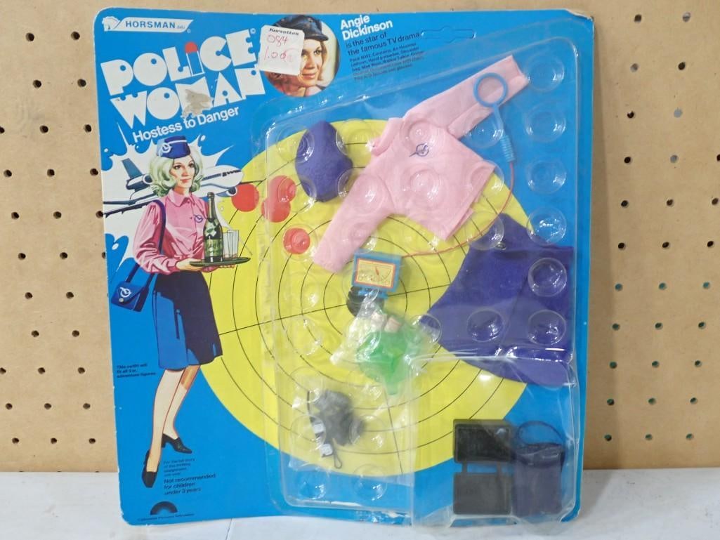 Vtg 1970s Police Woman Angie Dickinson Hostess to Danger Fashion Outfit Horsman NOS New Old Stock: Vintage 1970s Police Woman Angie Dickinson Hostess to Danger Fashion Outfit Horsman NOS New Old Stock