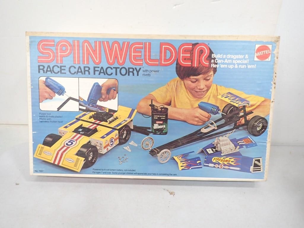 Vintage Spinwelder Race Car Factory Set by Mattel in Original Box (1 of 4)