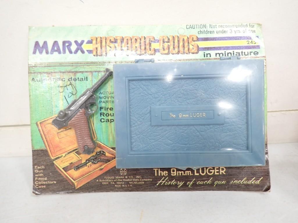 Vintage Marx Historic Guns in Miniature The 9m.m. Luger Toy NOS New Old Stock (1 of 3)