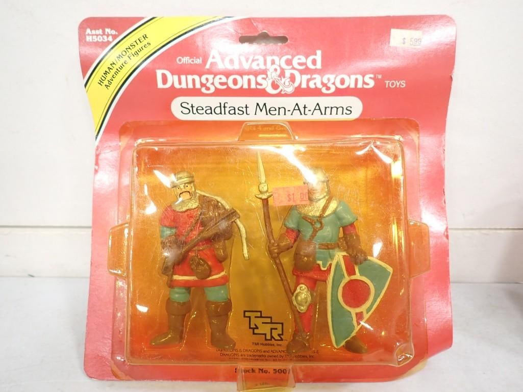 Vtg LJN Official Advanced Dungeons & Dragons Steadfast Men-At-Arms Figure NOS New Old Stock (1 of 6)