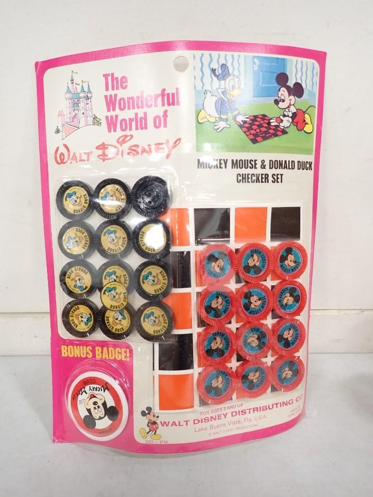 Vintage The Wonderful World of Disney Mickey Mouse & Donald Duck Checker Set in Original Package (1 of 5)