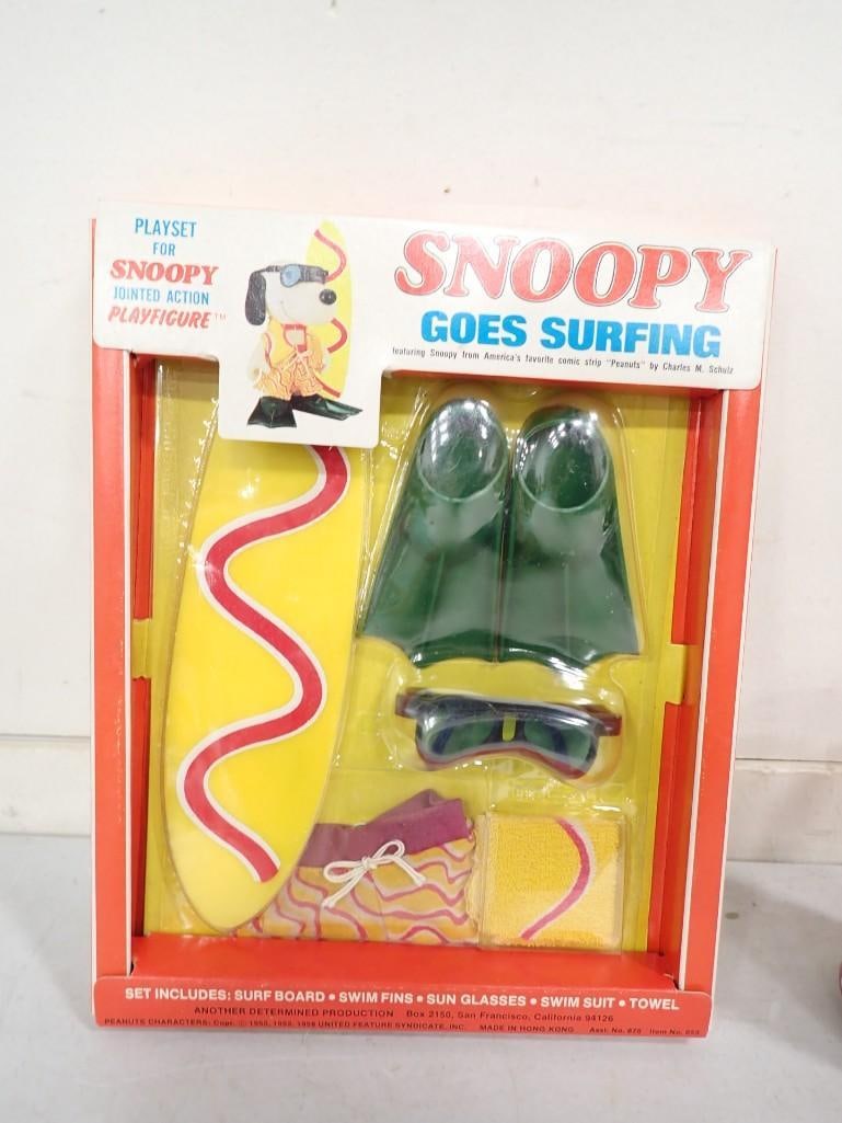 Vintage Snoopy Goes Surfing Peanuts Playset Accessories for a Snoopy Figure NOS New Old Stock: Vintage Snoopy Goes Surfing Peanuts Playset Accessories for a Snoopy Figure NOS New Old Stock .