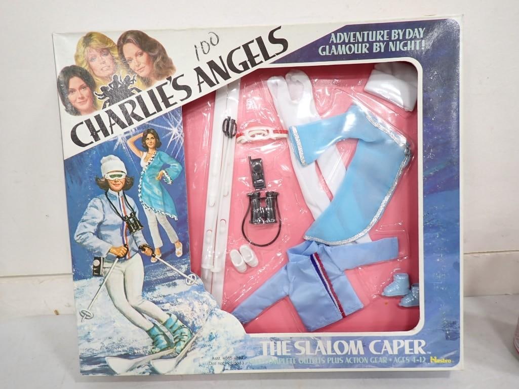 Vintage Charlie's Angels The Slalom Caper Fashion Outfit by Hasbro NOS New Old Stock (1 of 7)