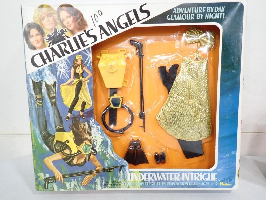Vintage Charlie's Angels Underwater Intrigue Fashion Outfit by Hasbro NOS New Old Stock (1 of 6)