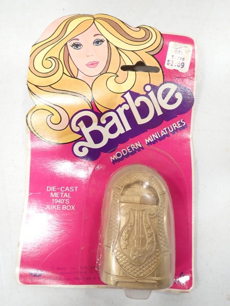Vtg 1976 Barbie Modern Miniatures No 4 Die Cast Metal Jukebox NOS New Old Stock: Vintage 1976 Barbie Modern Miniatures No 4 Die Cast Metal Jukebox NOS New Old Stock