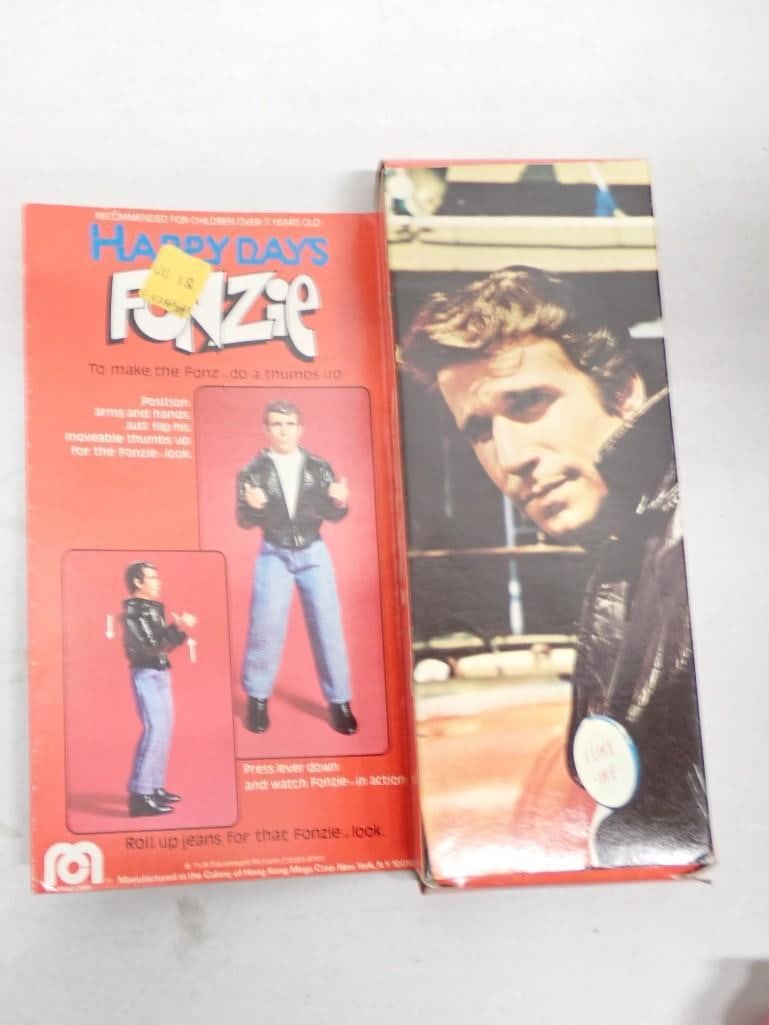 New Old Stock Happy Days Fonzie Action Figure with Moving Thumb Arm Mechanism: New Old Stock Happy Days Fonzie Action Figure with Moving Thumb Arm Mechanism. Nothing is cooler than when Fonzie gives you the thumbs up.