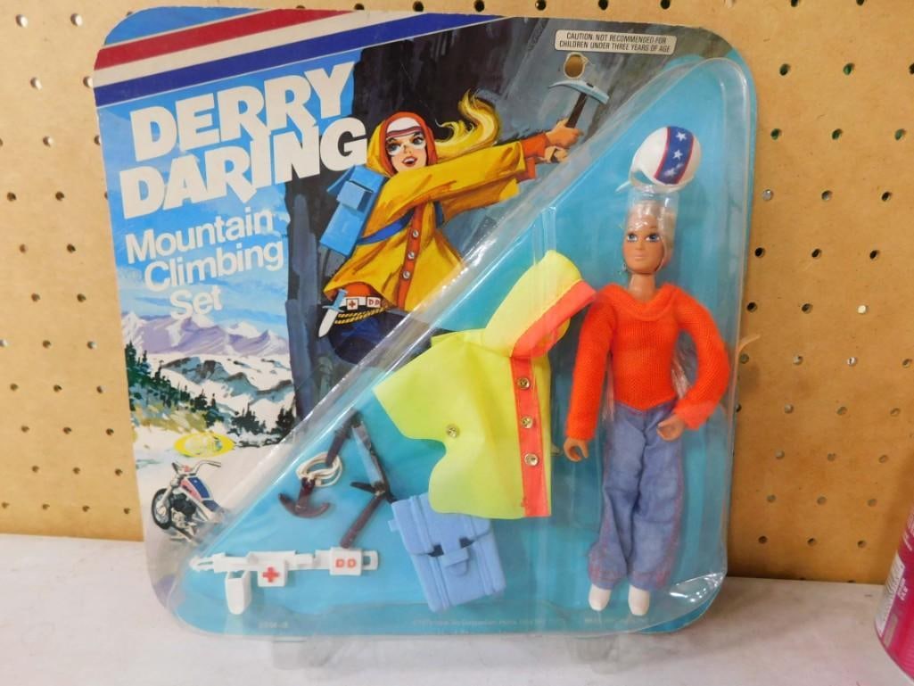 Vtg 1975 Ideal Derry Daring Mountain Climbing Set Action Figure NOS New Old Stock: Vintage 1975 Ideal Derry Daring Mountain Climbing Set Action Figure NOS New Old Stock