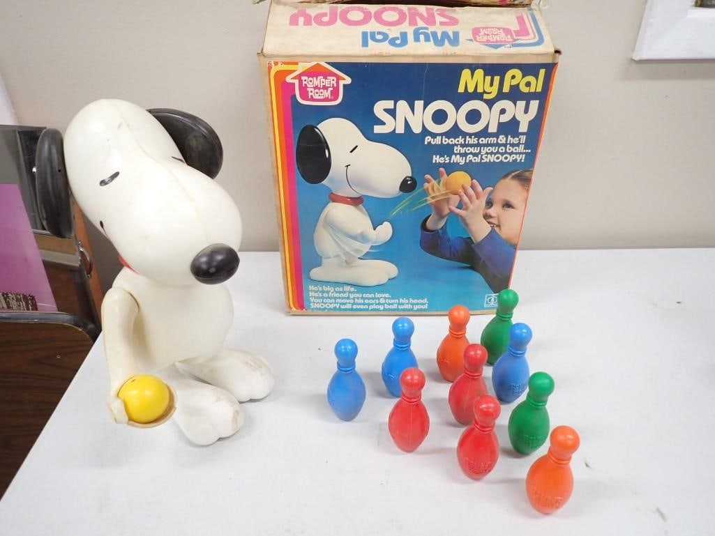 Vintage 1979 My Pal Snoopy Bowling Toy by Romper Room In Original Box: Vintage 1979 My Pal Snoopy Bowling Toy by Romper Room In Original Box . Played with condition. Includes everything that you see in the pictures.