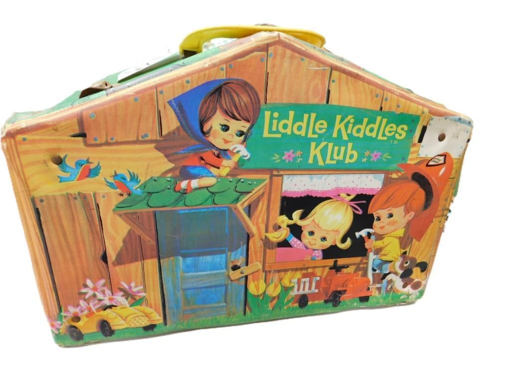 Liddle Kiddles Klub Playset / Case with some accessories, etc. (1 of 9)