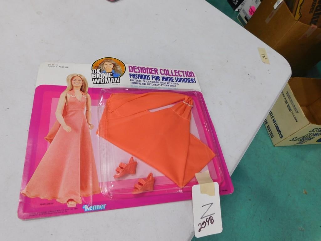 Vintage The Bionic Woman Designer Collection Fashion s for Jaime Sommers NOS New Old Stock (1 of 4)