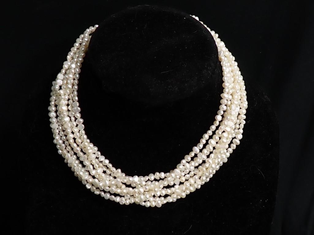 Ross Simons Freshwater Pearl Necklace (1 of 7)