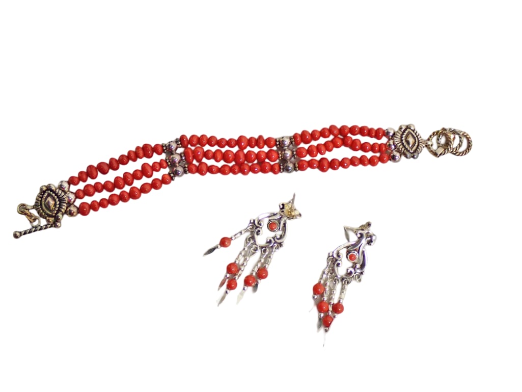 Sterling Silver and Jasper Bracelet and Earrings: Sterling Silver and Jasper Bracelet and Earrings