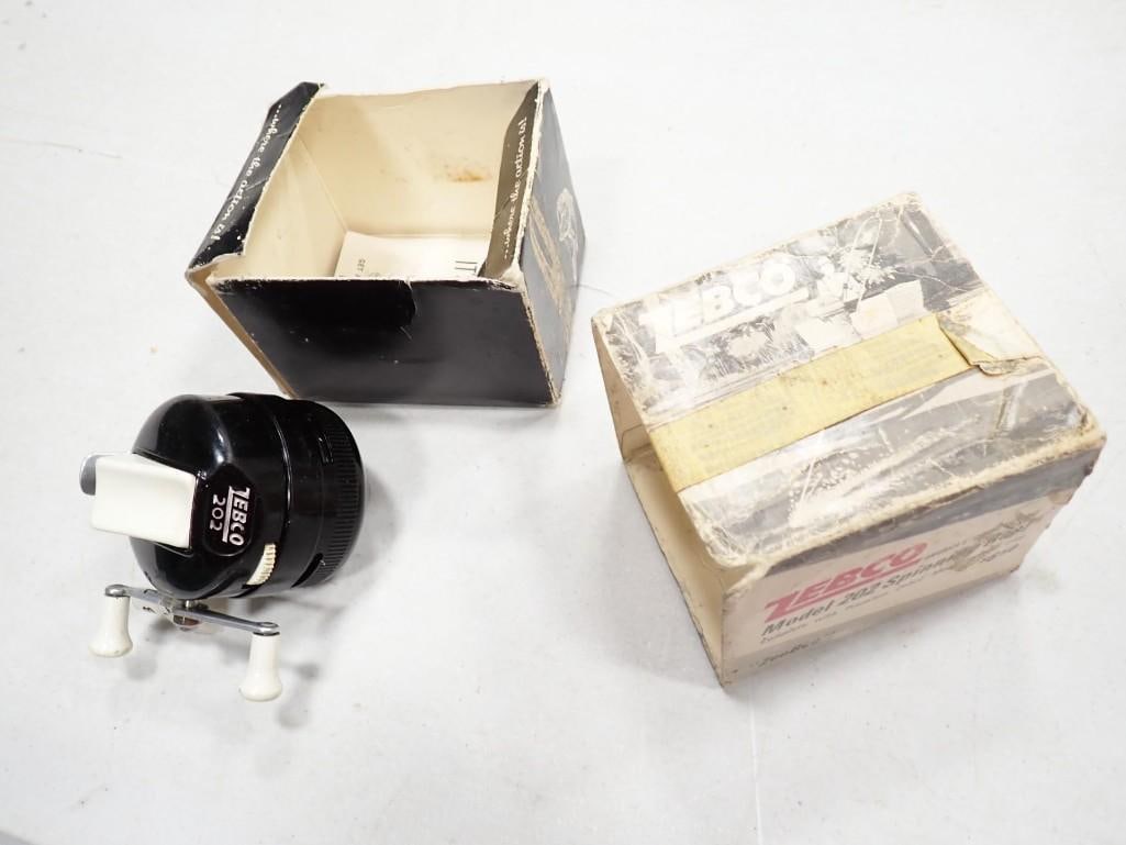 Vintage Zebco Model 202 Spinning Reel with Box (1 of 6)