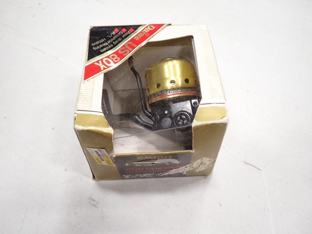 NOS Daiwa Closed Face Spinning Reel US 80x New Old Stock (1 of 5)