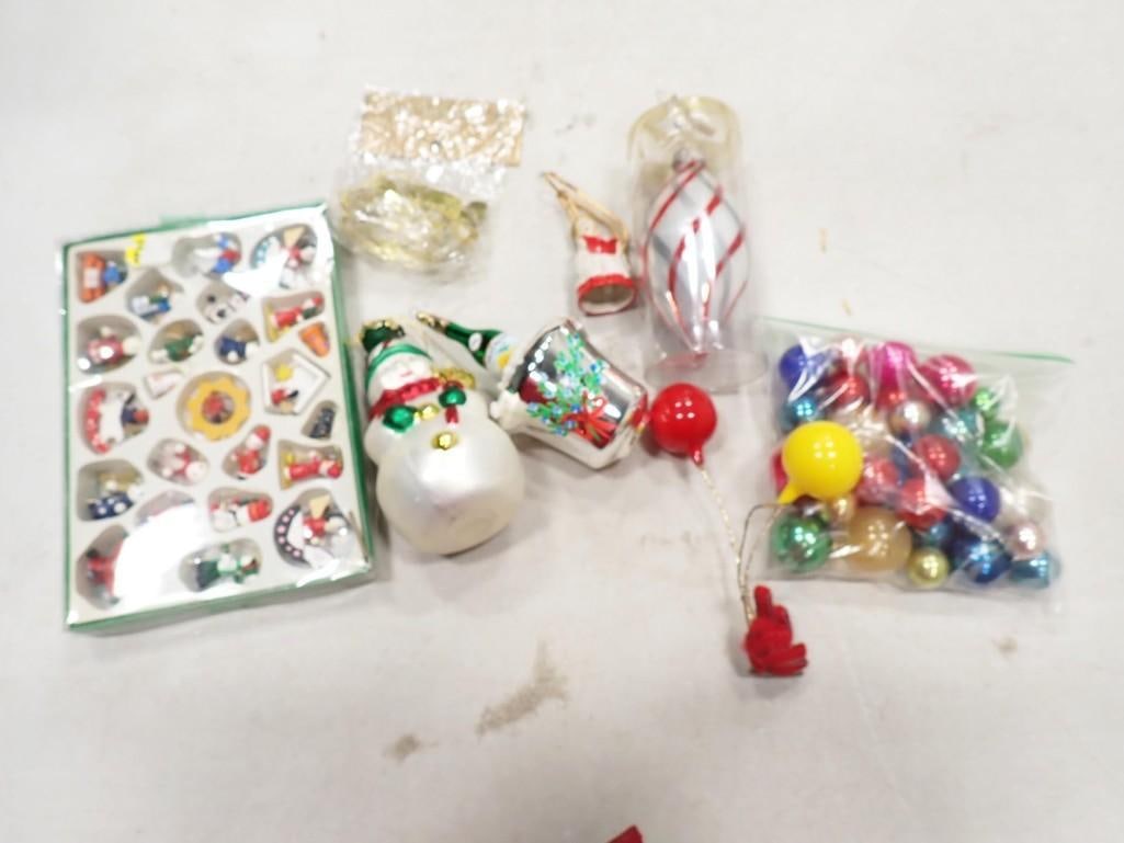 Vintage Glass Christmas Ornaments and Miniatures: Vintage Glass Christmas Ornaments and Miniatures