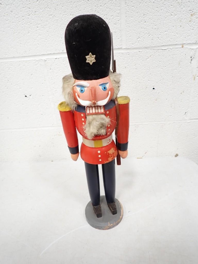 Vintage German Nutcracker 16" (1 of 6)