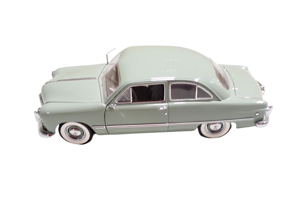 45 Ford Tudor Sedan Danbury Mint Classic Die Cast 1/18 Scale Model Car (1 of 5)