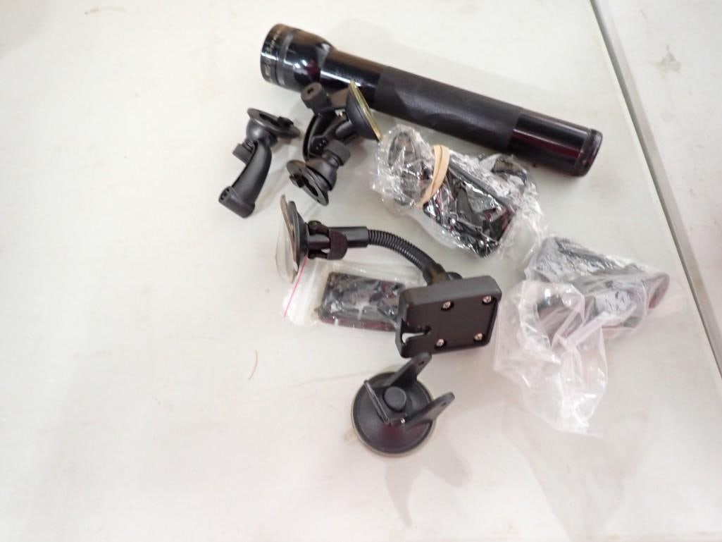 Mag-Lite Flashlight and Cell Phone Holders: Mag-Lite Flashlight and Cell Phone Holders
