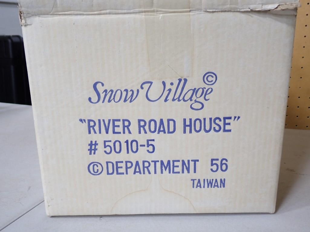 Dept 56 "River Road House" Snow Village Ceramic House with original box (1 of 9)