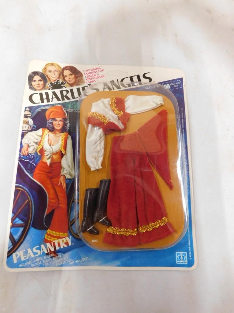 Vtg 1977 Charlie's Angels  Peasantry Fashion Doll Outfit NOS New Old Stock by Hasbro (1 of 5)